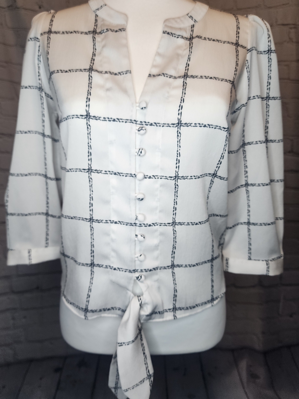 Express White Windowpane Button-Front Tie Hem Blouse